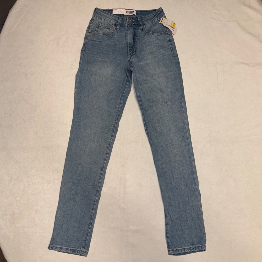 RSQ Women's Vintage Mom Jeans Size 24 Medium Wash Denim Recycled Skinny New